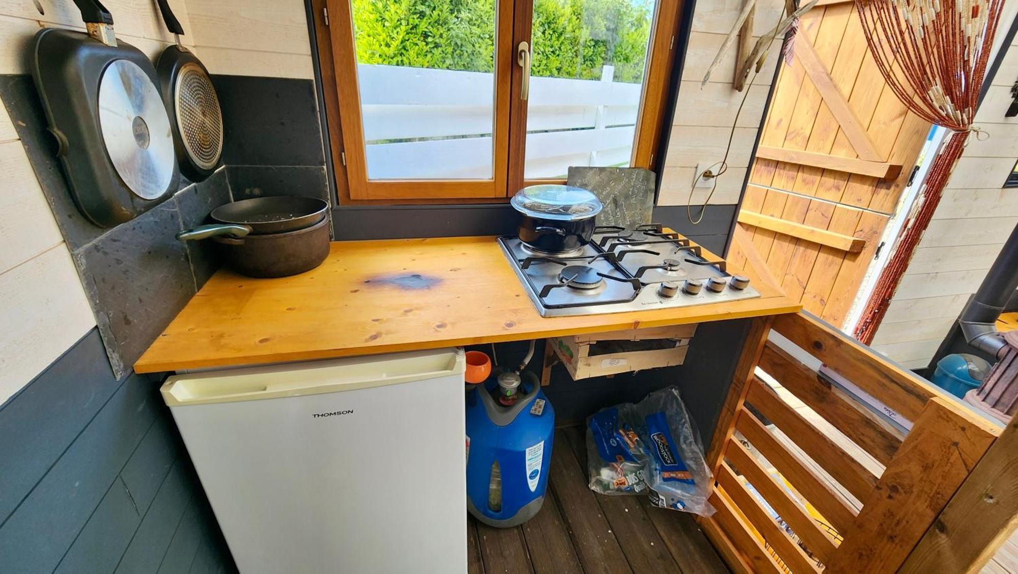 La Petite Maison En Bois Bleue Quiberville Exterior photo